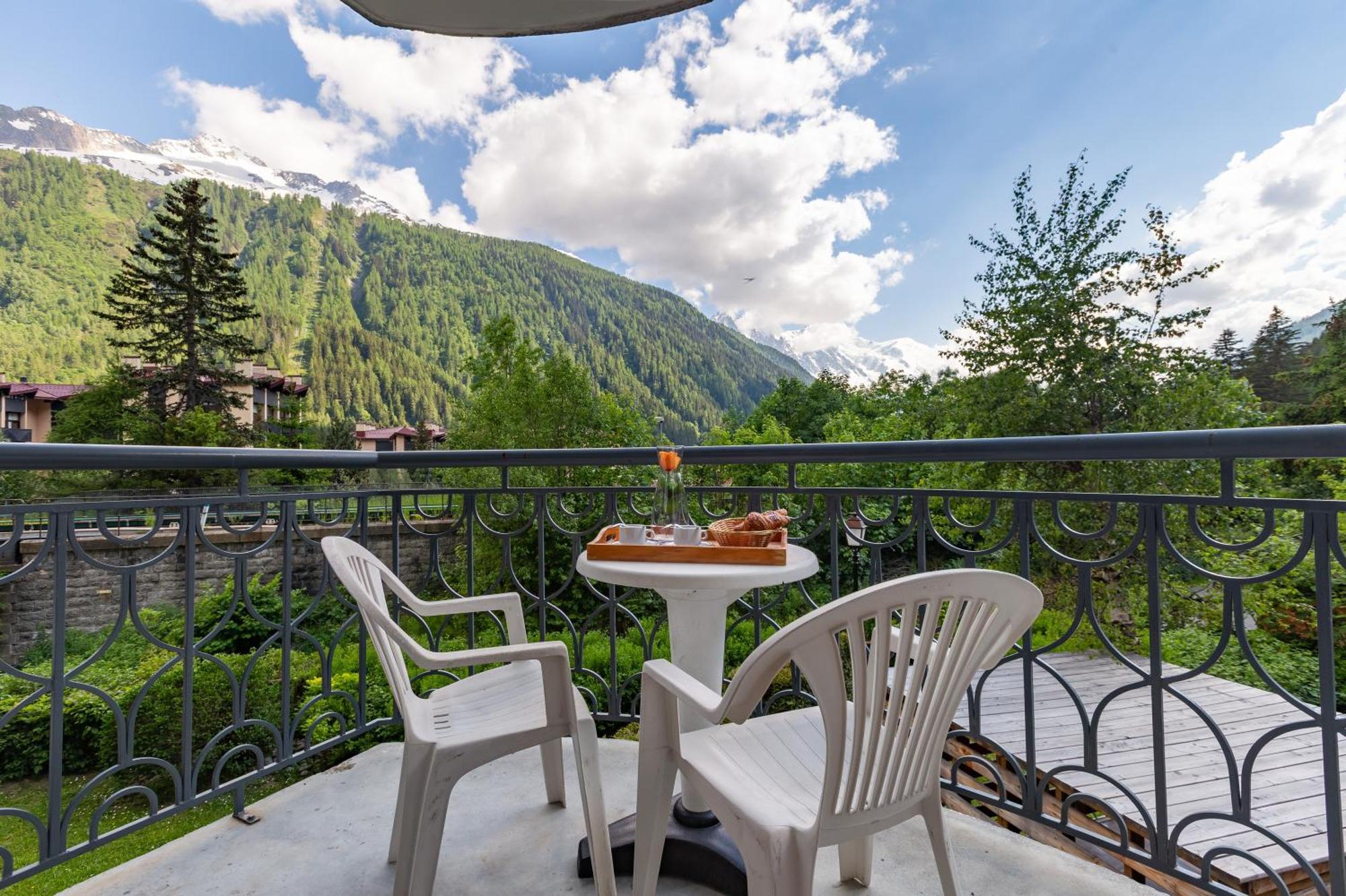 Residence Le Cristal Apartments Шамони Экстерьер фото
