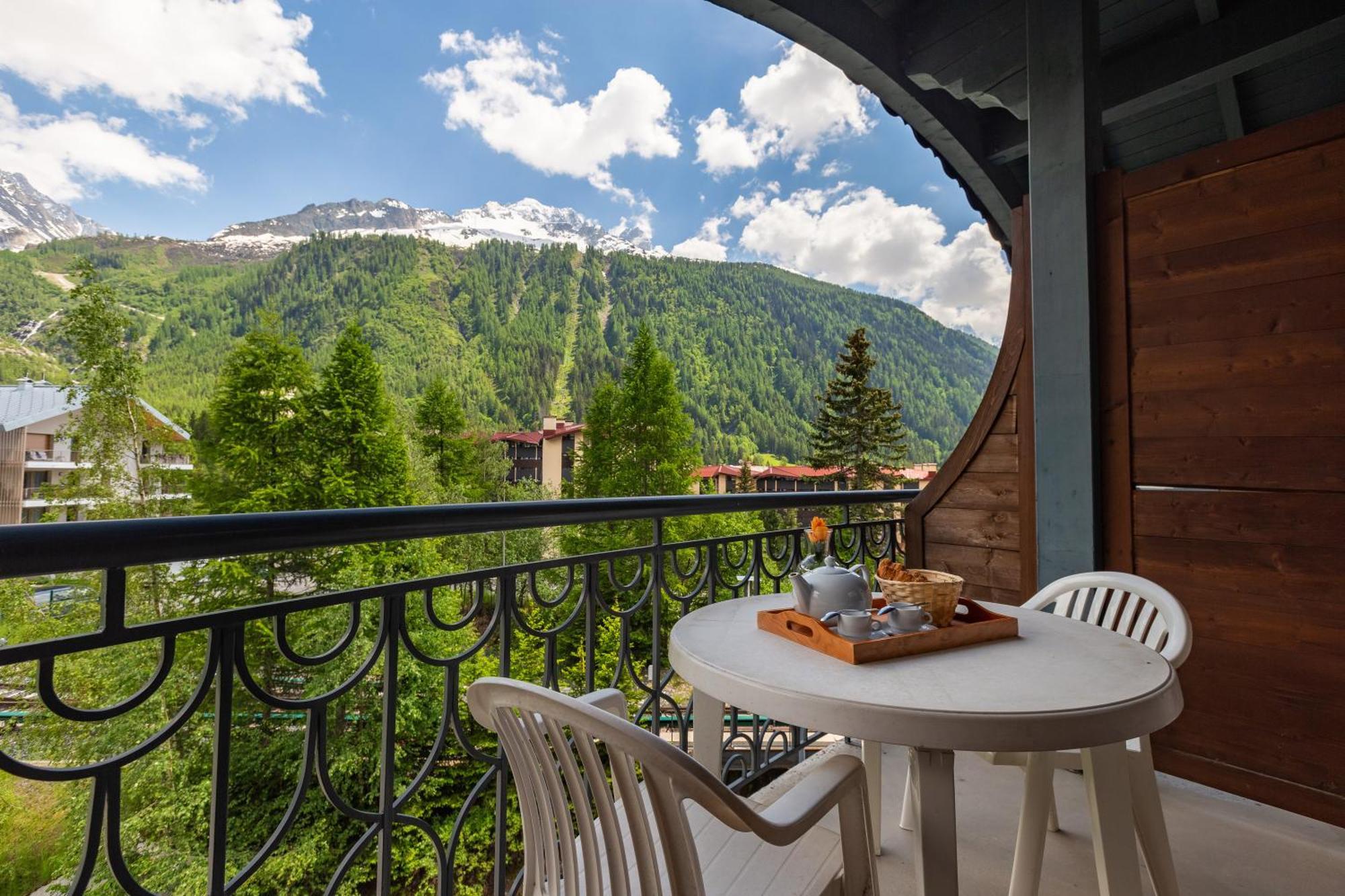 Residence Le Cristal Apartments Шамони Экстерьер фото